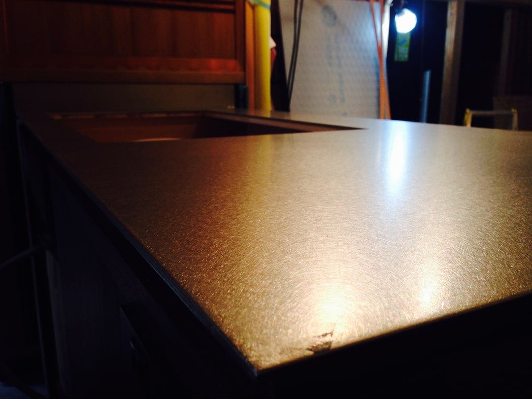 ステンレスキッチン天板 バイブレーション仕上げ